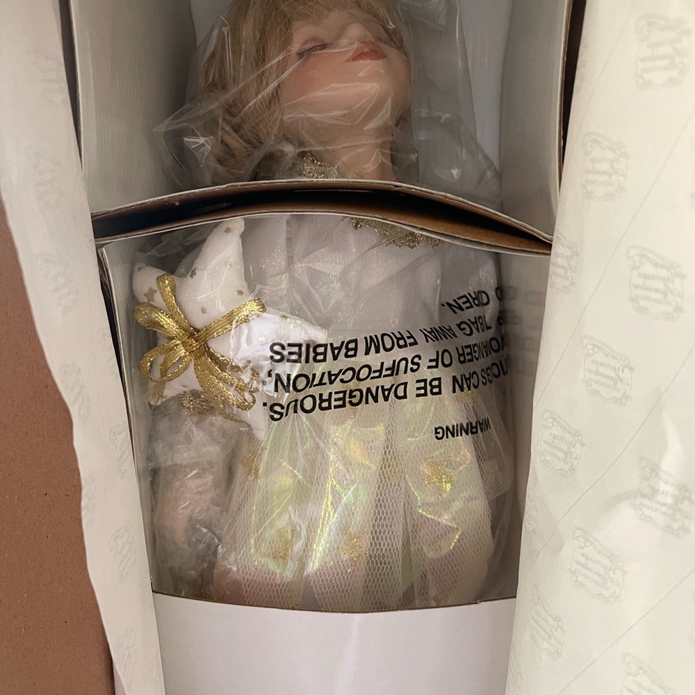Vintage 90’s | Heritage Collection Porcelain Doll